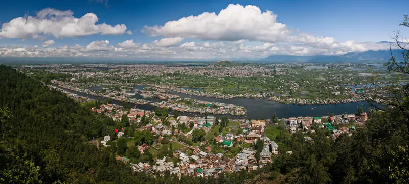 Srinagar: Arrival in the summer capital